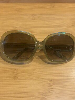 Share Fendi Olive Green Oversized Women's Sunglasses Gradient Gray Lens